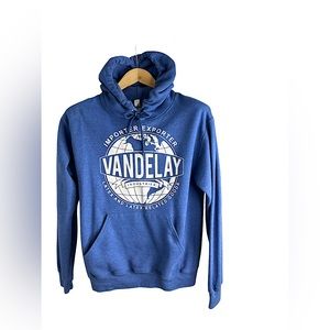 Seinfeld hoodie size small